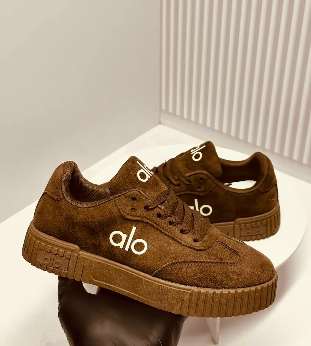 ,кроссовки замш,кроссовки женскиe,замшевые кроссовки, женская