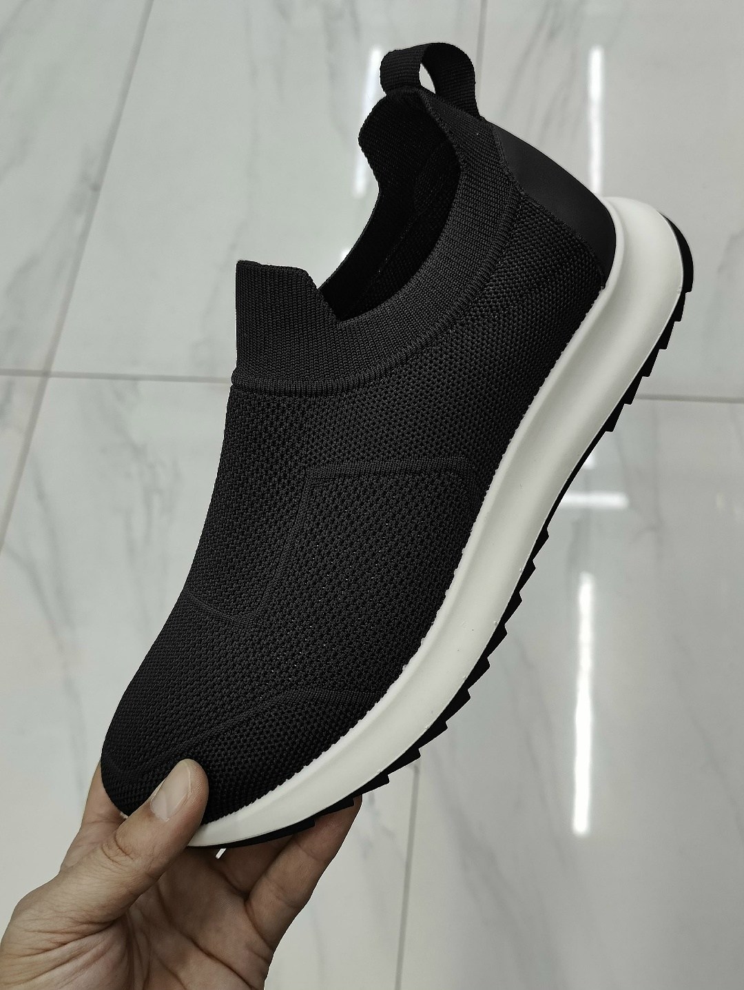 ,кроссовки женскиe,женские кроссовки удобные,спортивные текстильные кроссовки,кроссовки модные