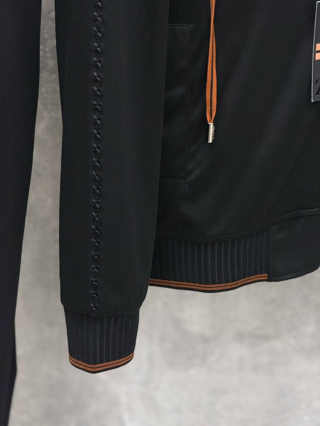 костюм спортивный loro piana,мужской спортивный костюм,костюм спортивный,костюм повседневный спортивный,спортивный костюм kiton