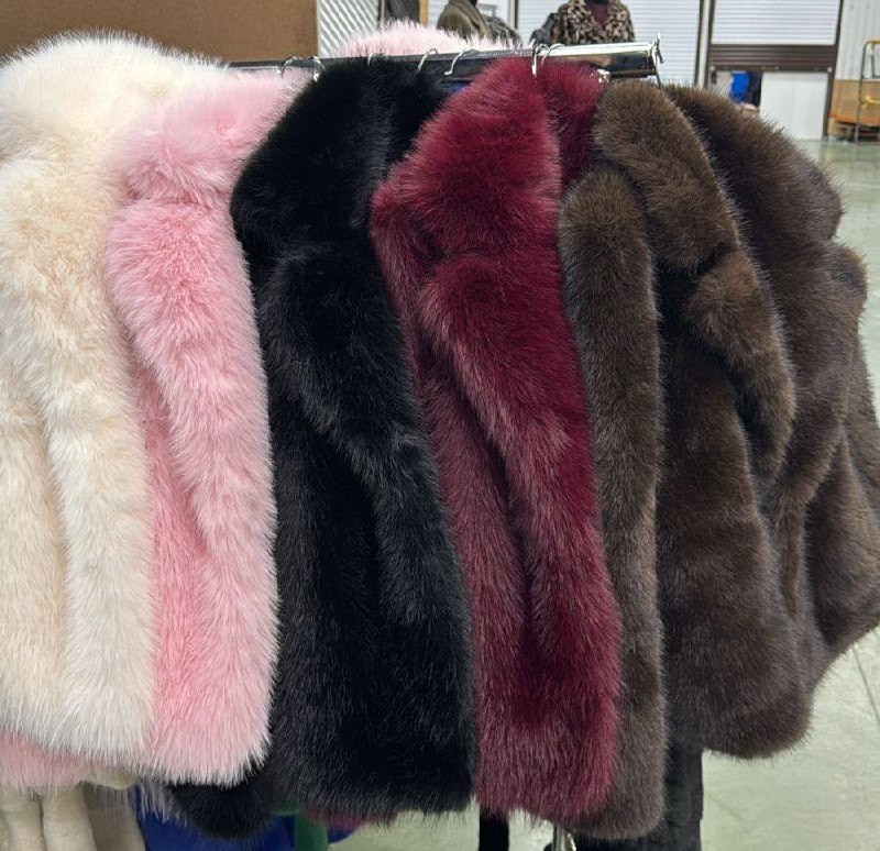 женская шуба,шуба,эко шубки люкс под песец,шубка,шуба из эко меха