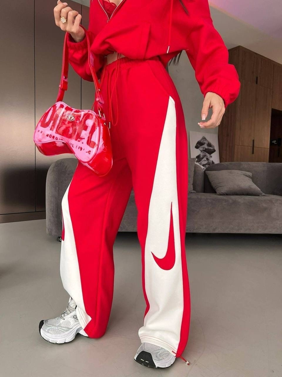 спортивный костюм женский,стильный костюм,спортивный костюм,женский костюм,костюм со штанами