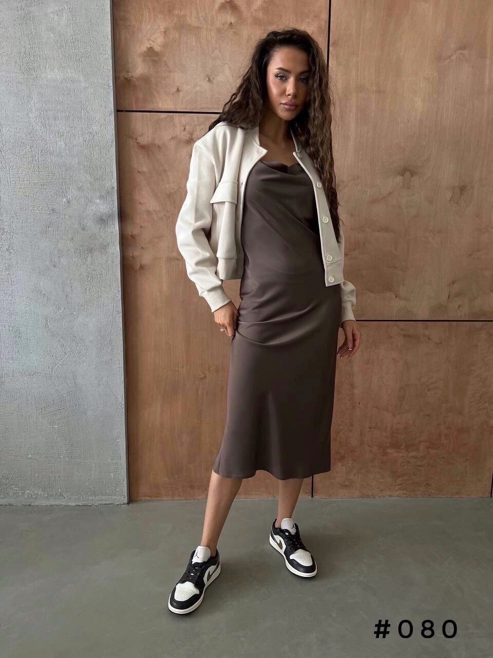 шелковое платье-мини на бретелях темно-серый графит миди,платье комбинация миди с бретельками so&fa,шелковое платье комбинация на бретелях темно-серое миди,шелковое платье,шелковое платье миди