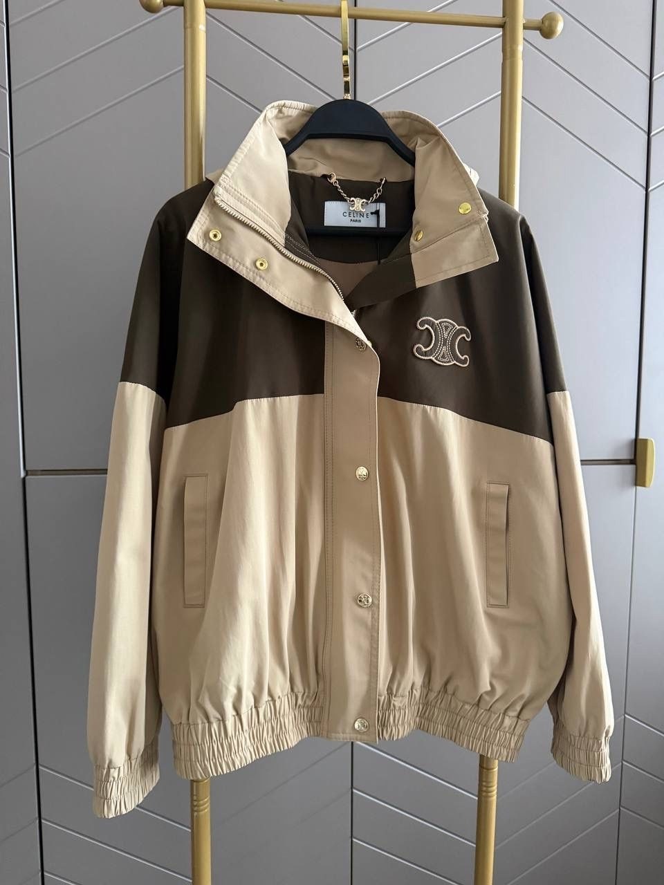 стильная куртка,куртка бомбер женская,куртка женская,куртка бомбер,куртка бомбер из экокожи