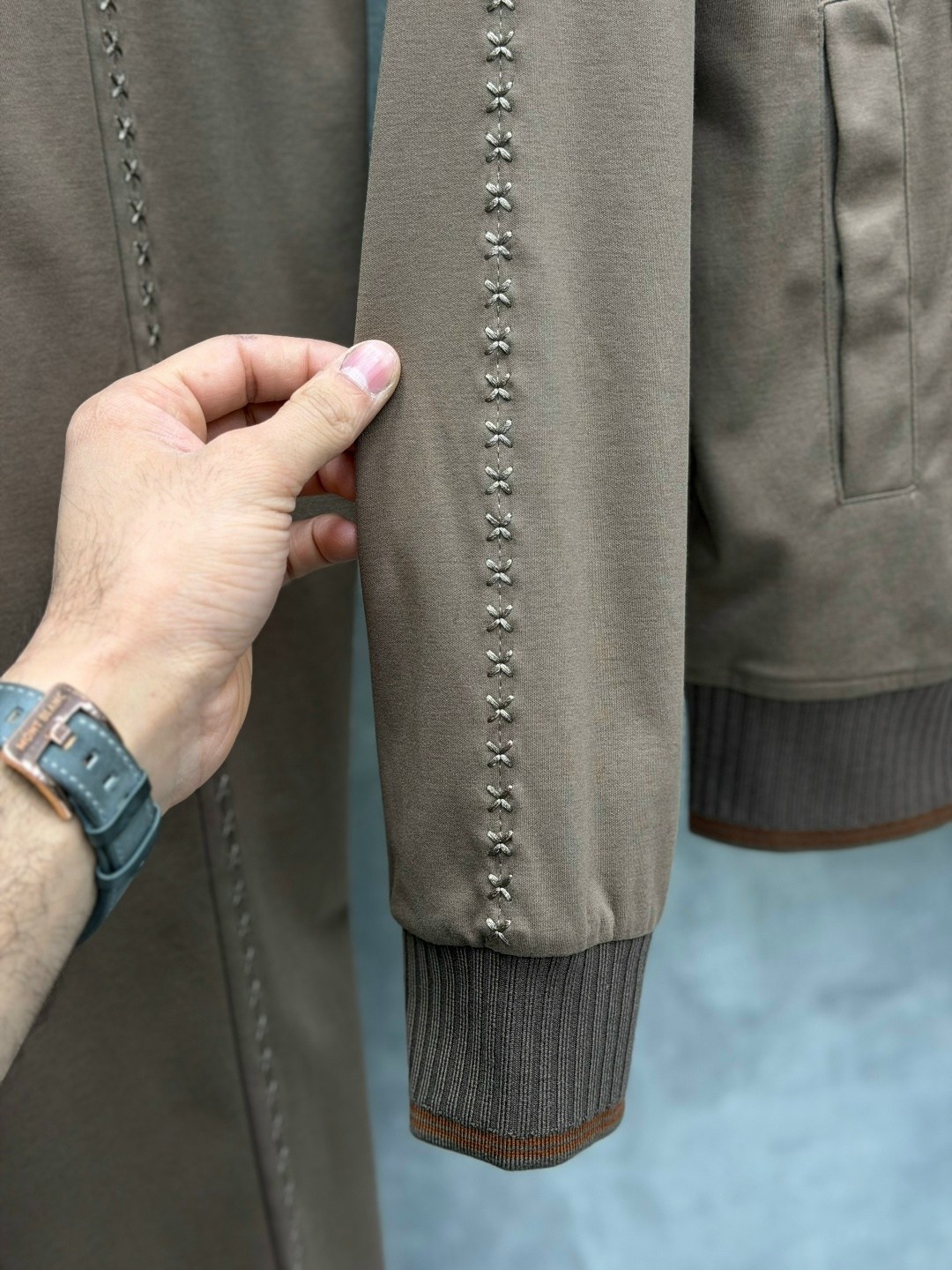 спортивный костюм brunello cucinelli,костюм спортивный loro piana,костюм brunello cucinelli,костюм loro piana,костюм спортивный