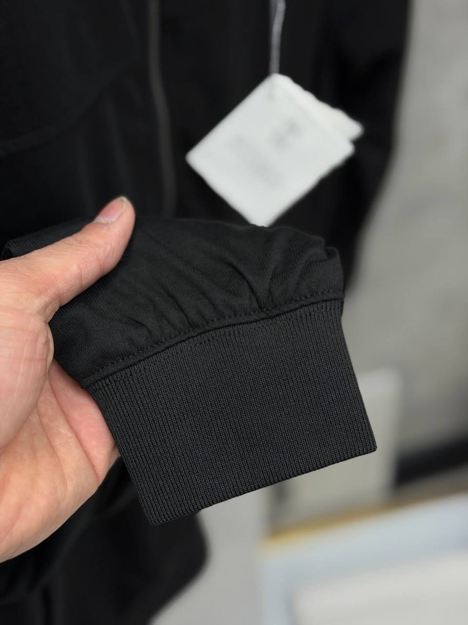 спортивный костюм brunello cucinelli,прогулочный костюм brunello cucinelli,спортивный костюм brunello cucinelli чёрный,костюм brunello cucinelli,мужской спортивный костюм brunello cucinelli