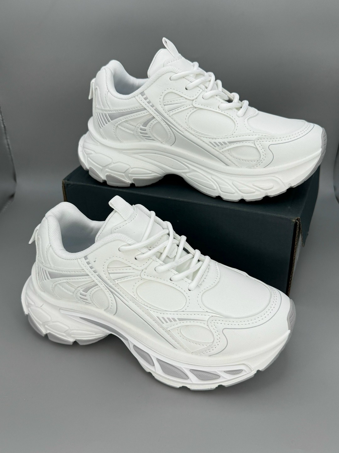 женские кроссовки,белые кроссовки,кроссовки, спортивные,массивные кроссовки