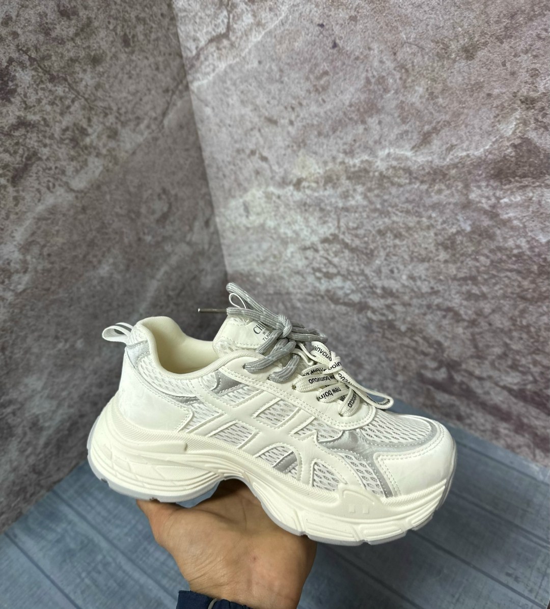 кроссовки женские,массивные кроссовки,массивные кроссовки женские,массивные кроссовки для женщин,кроссовки бежевые