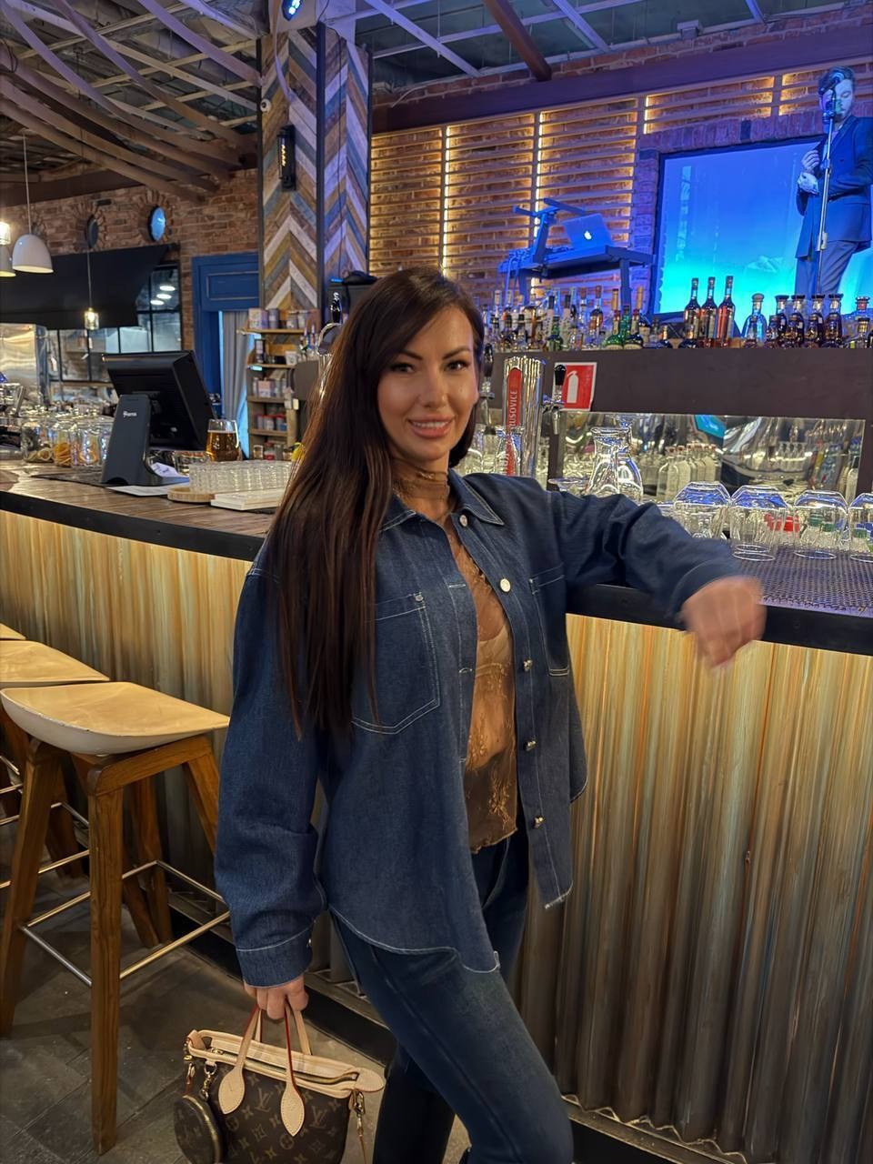 женская джинсовая рубашка,джинсовая куртка,модная женская джинсовая рубашка,рубашка джинсовая оверсайз,джинсовая рубашка