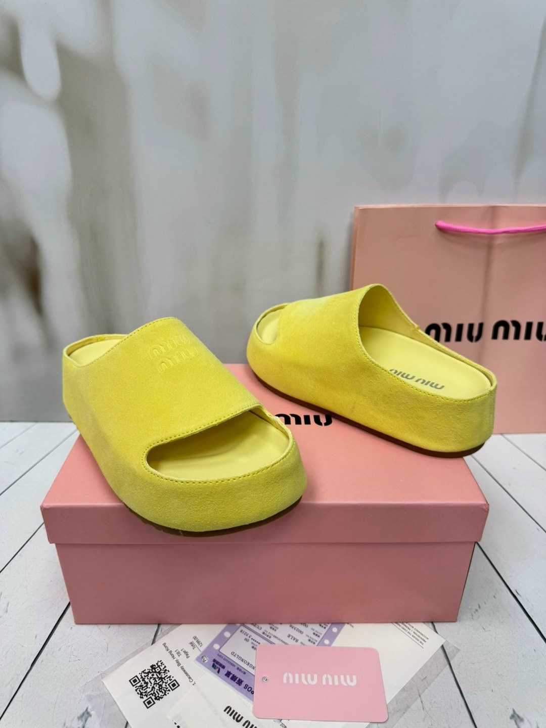 ,женские шлепанцы,женские шлепки,шлепки бейп,комнатные шлепанцы