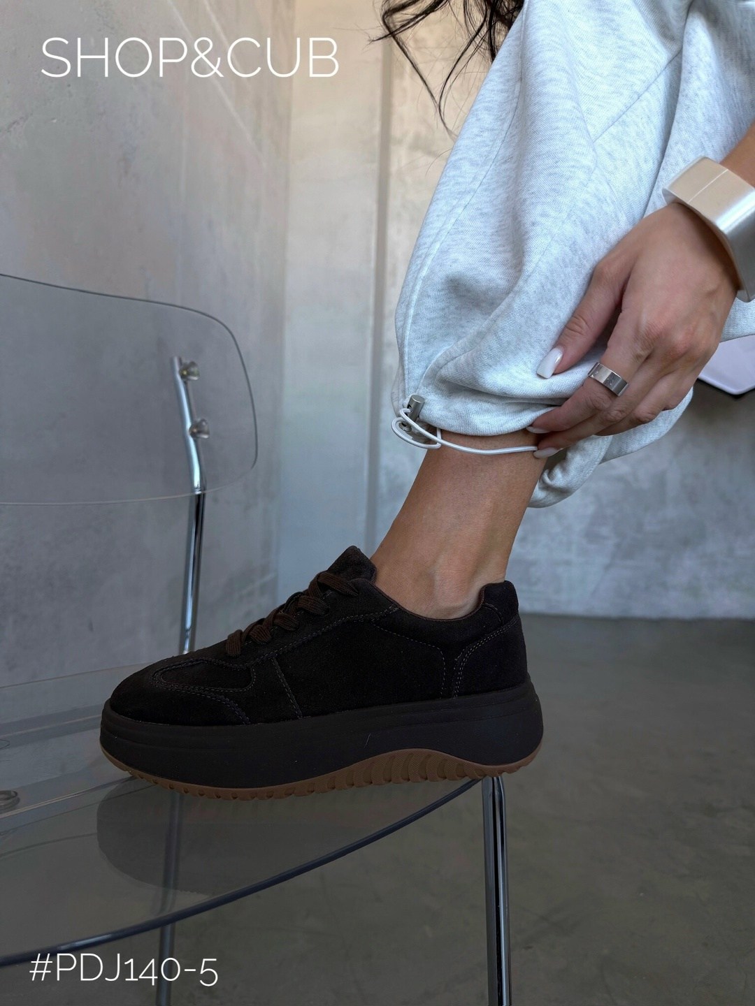 ,замшевые кроссовки,кеды замшевые,кроссовки черные,кроссовки женскиe