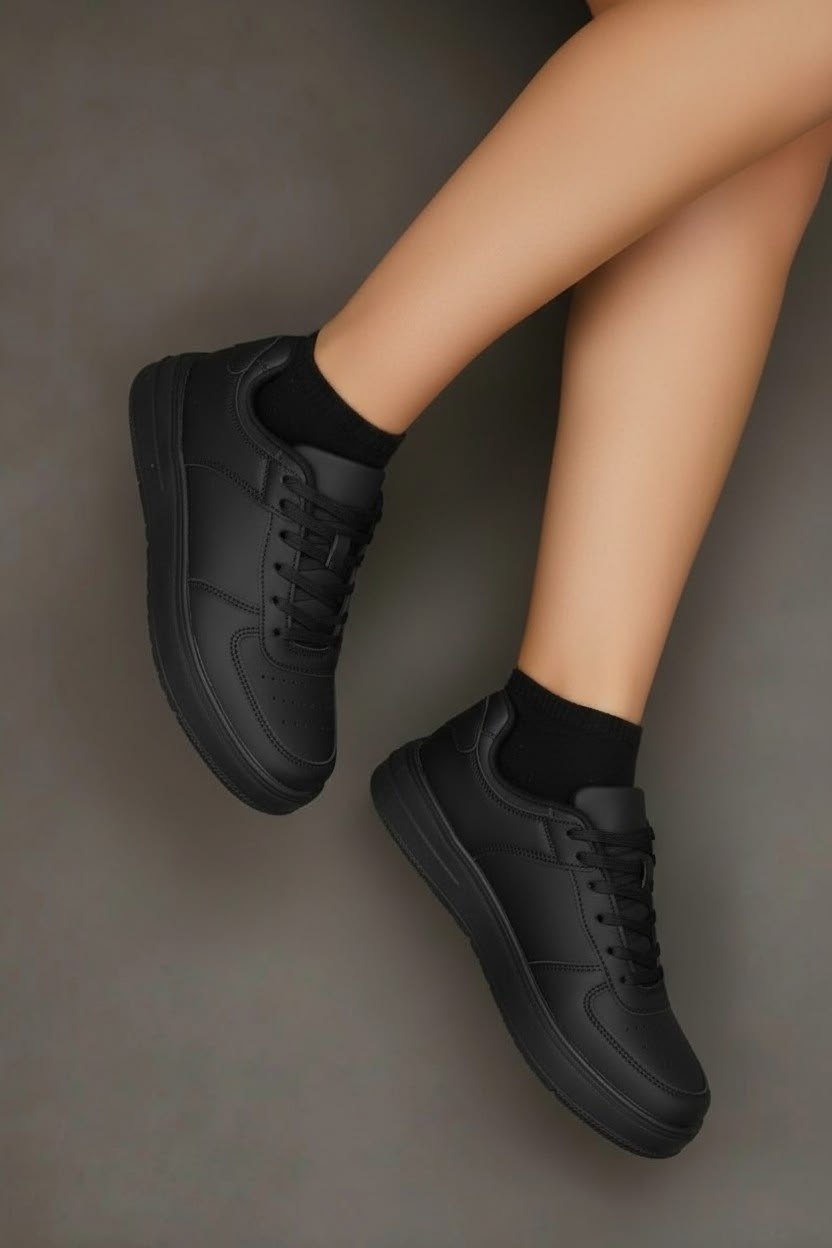 ,белые женские кроссовки,женские кроссовки,белые кроссовки,спортивная