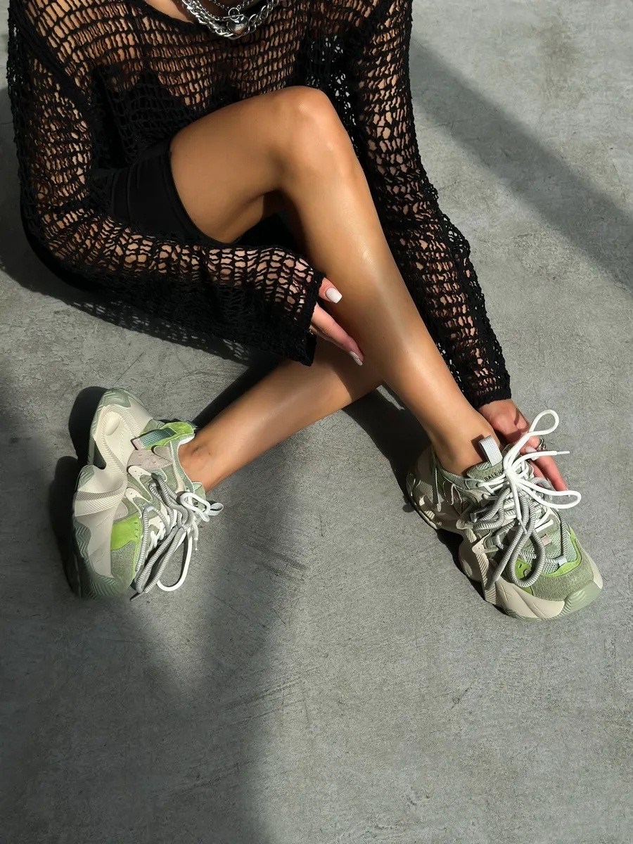 женские кроссовки,женские массивные кроссовки,кроссовки,массивные кроссовки,кроссовки для женщин