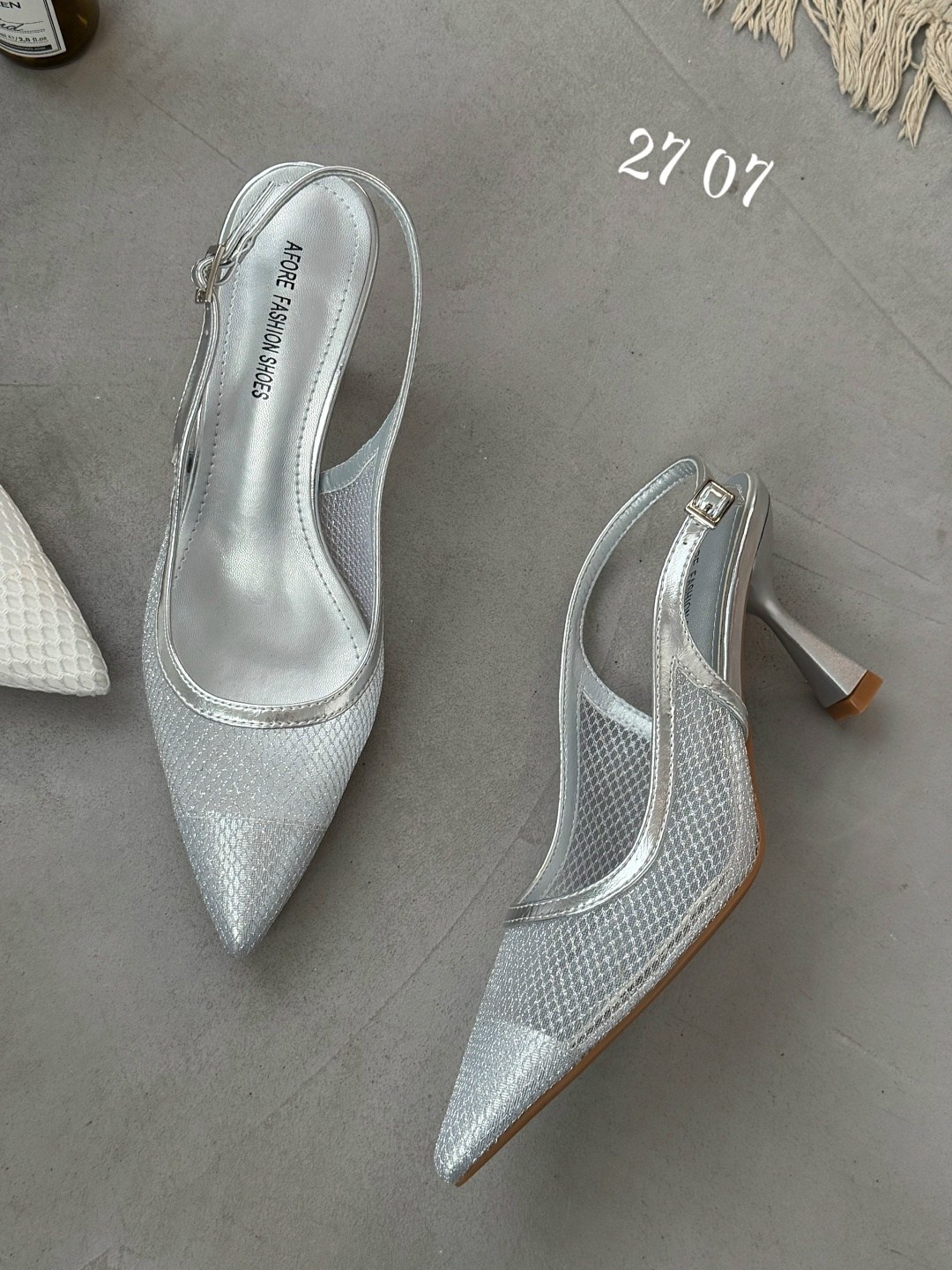 туфли-лодочки juliana с острым носком, украшенные жемчугом miss diva, серебро,туфли женские,туфли лодочка,серебряные туфли,стильные туфли