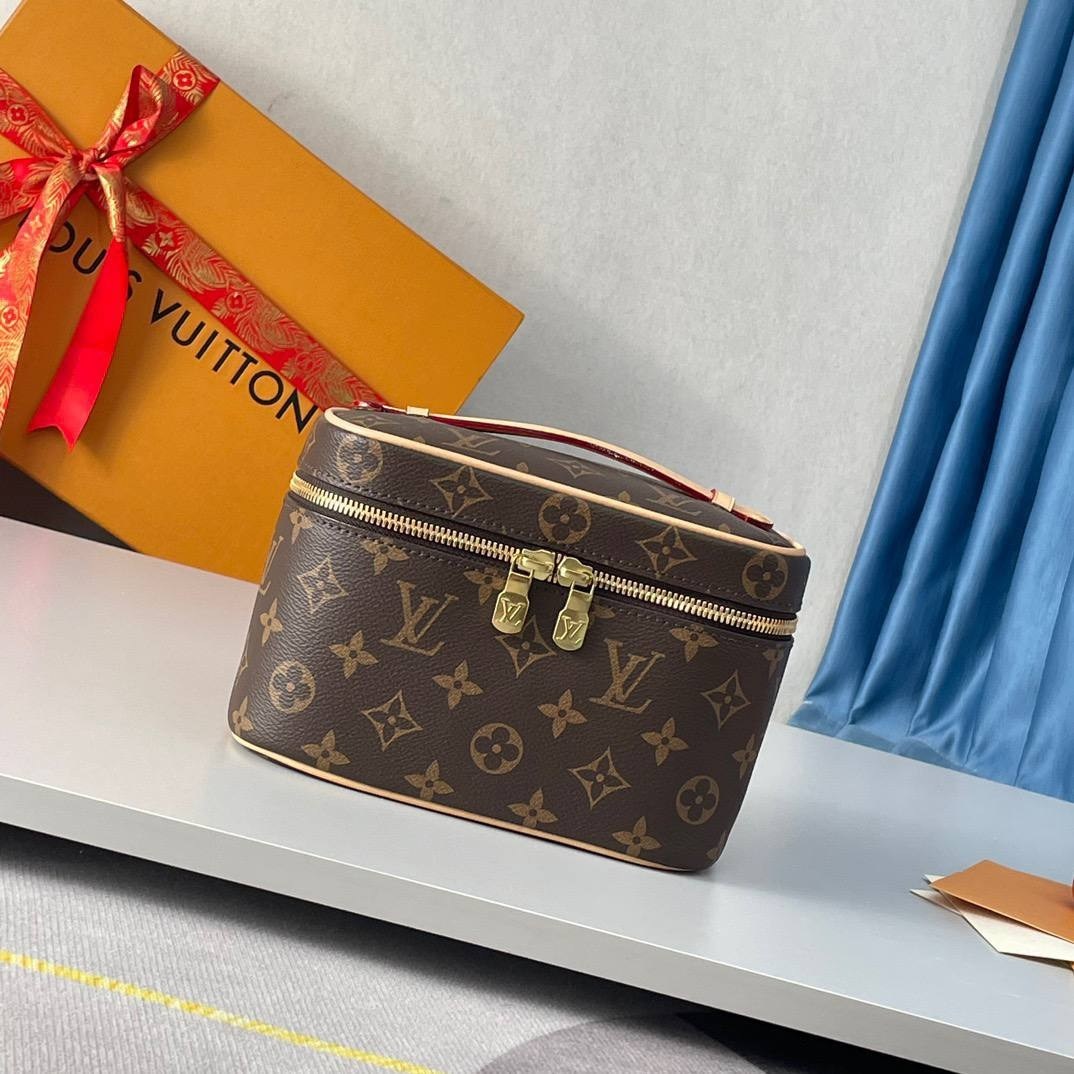 косметичка louis vuitton,косметика луи виттон,louis vuitton nice beauty case monogram mini brown,косметичка луи витон,косметичка луис виттон
