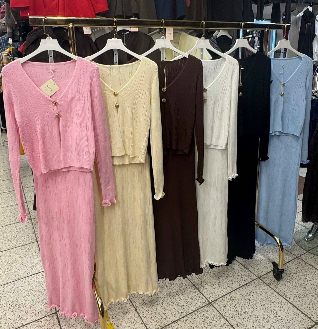 костюм женский с юбкой,костюм с юбкой,костюм с юбкой и топом,женский трикотажный костюм с юбкой