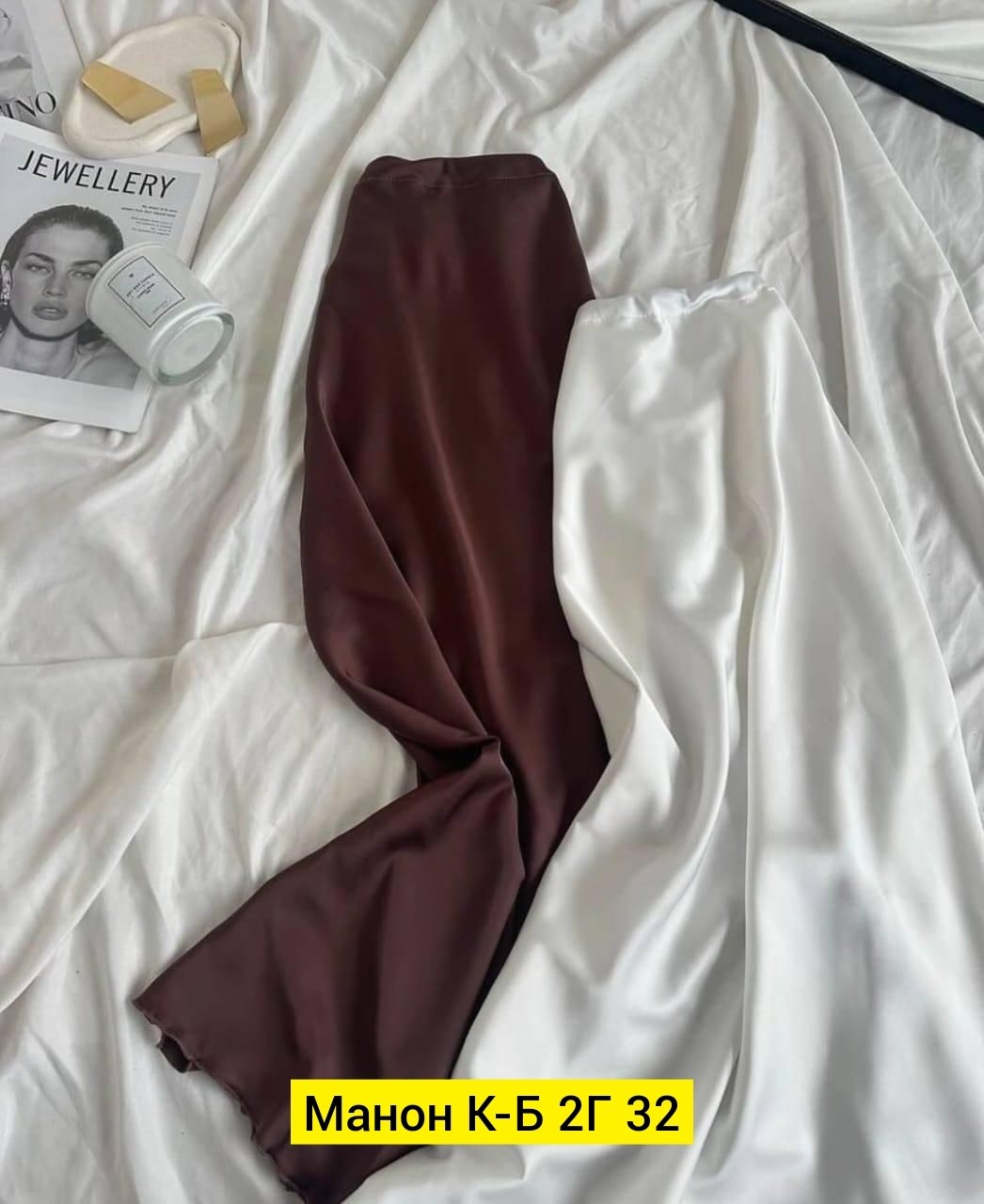 шелковая юбка,юбка атласная,образ с шелковой юбкой миди,коричневая атласная юбка,юбка миди