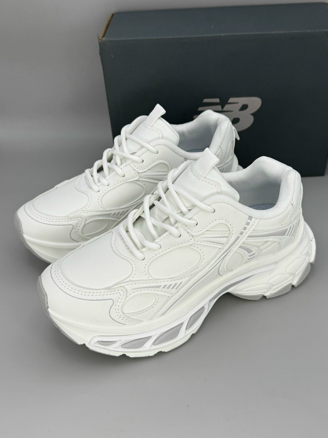 женские кроссовки,белые кроссовки,кроссовки, спортивные,массивные кроссовки