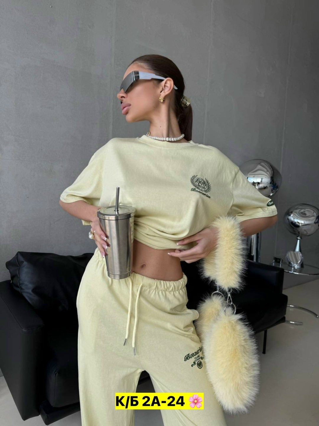 костюм спортивный женский,женский костюм,костюм стильный,костюм спортивный,стильные женские костюмы