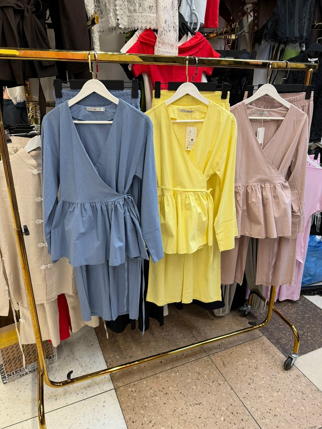 комплект одежды женские,современные костюмы,повседневные платья,женские костюмы