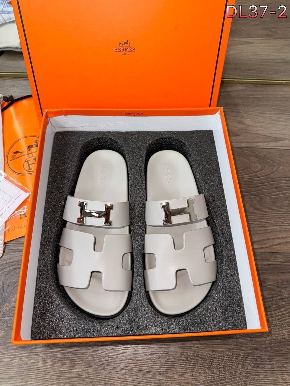 hermes шлепанцы,шлепки эрмес,шлепанцы гермес оранжевые,hermes шлепки женские,шлепки эрмес оригинал