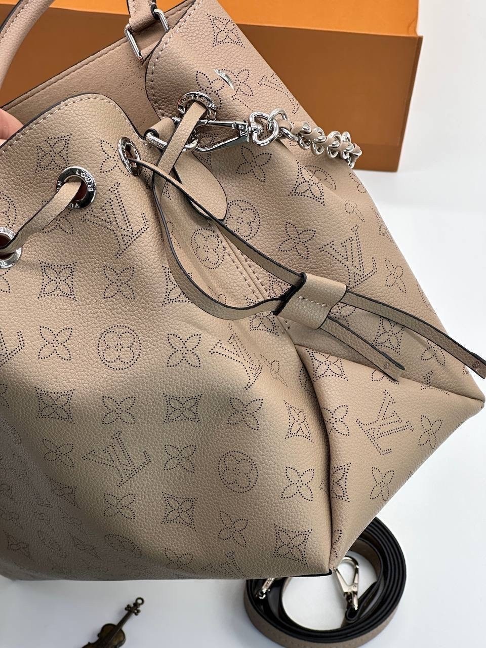 louis vuitton сумки,сумка ведро луи виттон,сумка классическая,женская сумка louis vuitton,сумки луи виттон