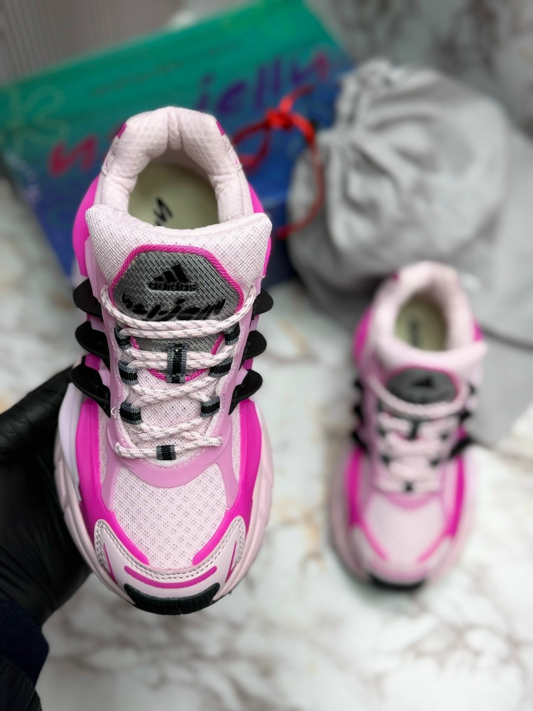 кроссовки адидас женские оригинал,кроссовки адидас,кроссовки адидас ozweego женские,кроссовки,женские кроссовки adidas originals ozweego