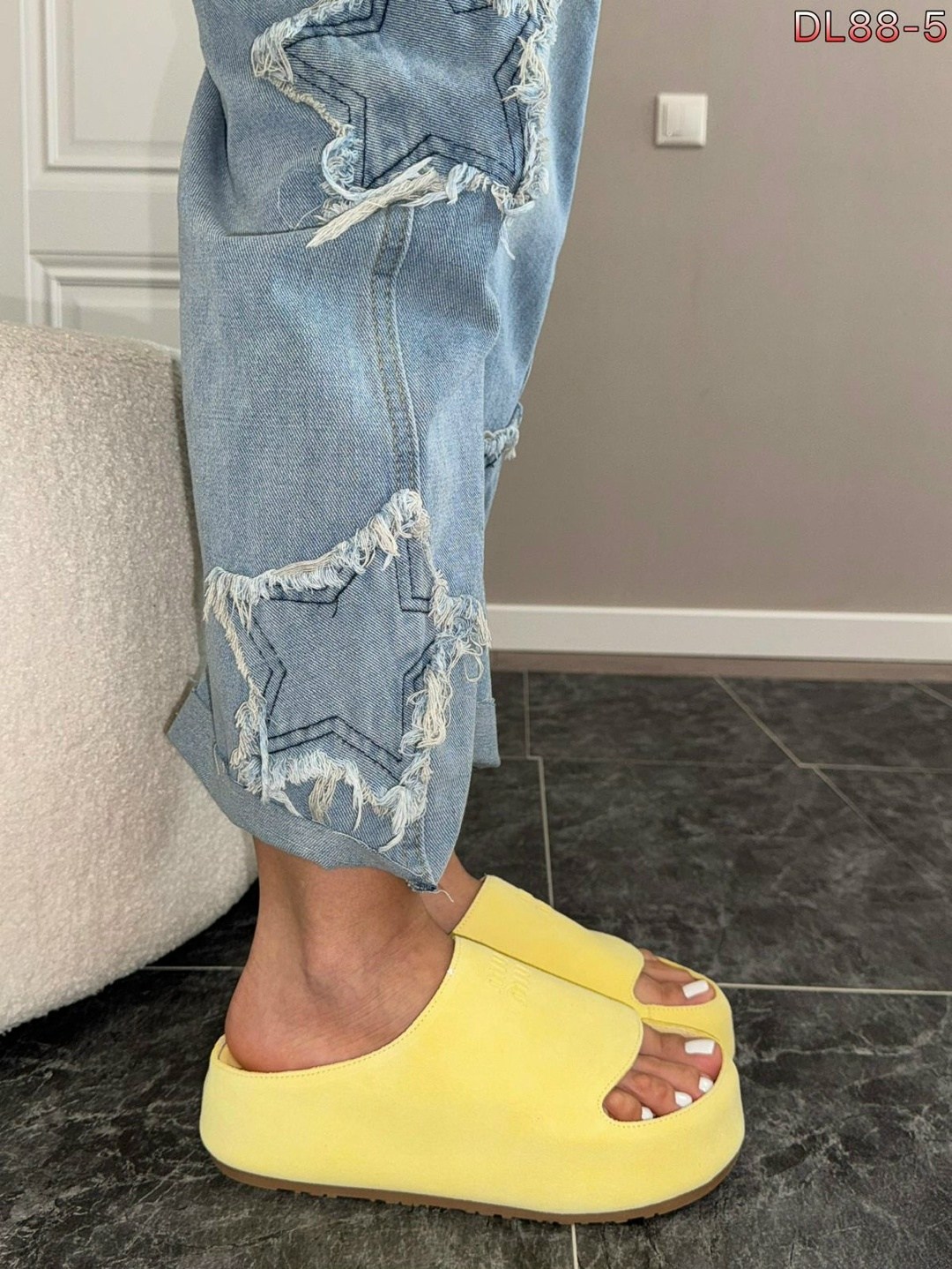 ,шлепанцы miu miu,мюли miu miu,женские шлепанцы,шлепки модные