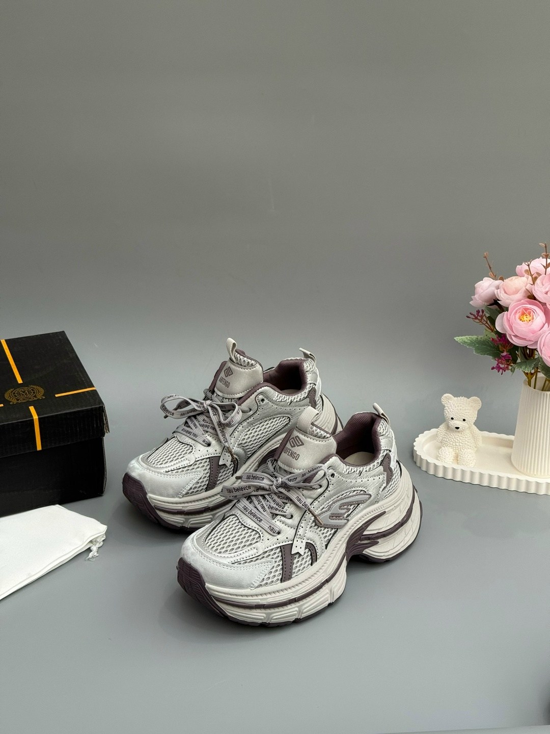 женские кроссовки,женские массивные кроссовки,кроссовки платформа,массивные кроссовки,