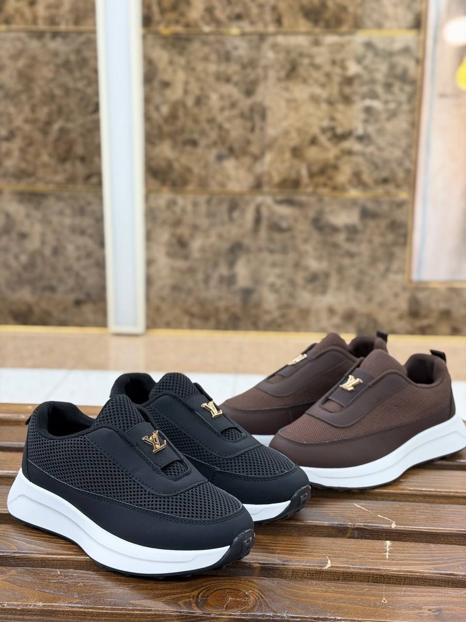 ,женские кроссовки,кроссовка мужской,мужские кроссовки,коричневые кроссовки