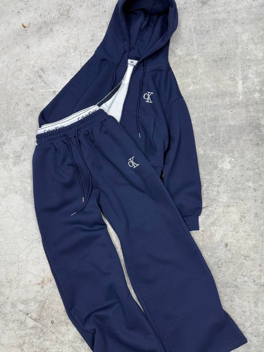 спортивный костюм кельвин кляйн оригинал,серый спортивный костюм кельвин кляйн,костюм спортивный,спортивный костюм кельвин кляйн,спортивный костюм calvin klein