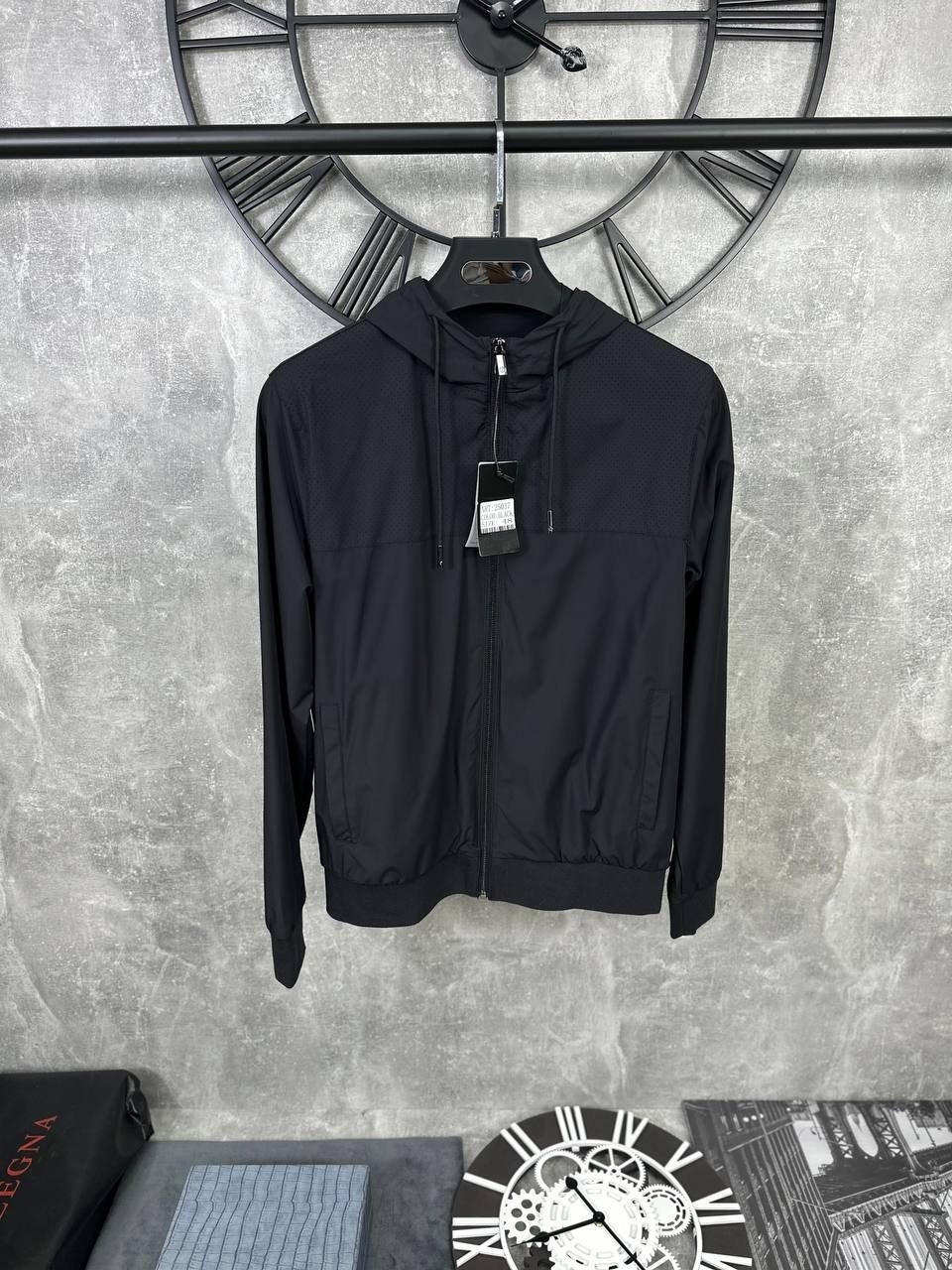 спортивный костюм лоро пиано мужской,спортивный костюм loro piana,костюм спортивный brunello cucinelli,спортивный костюм,мужской спортивный костюм