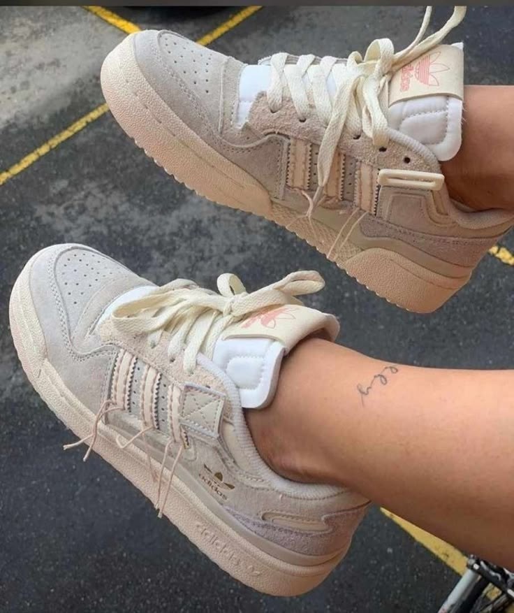 кроссовки adidas forum 84 low,кроссовки женские adidas,кроссовки adidas,adidas forum low 84 бежевый лайт,adidas forum low mid