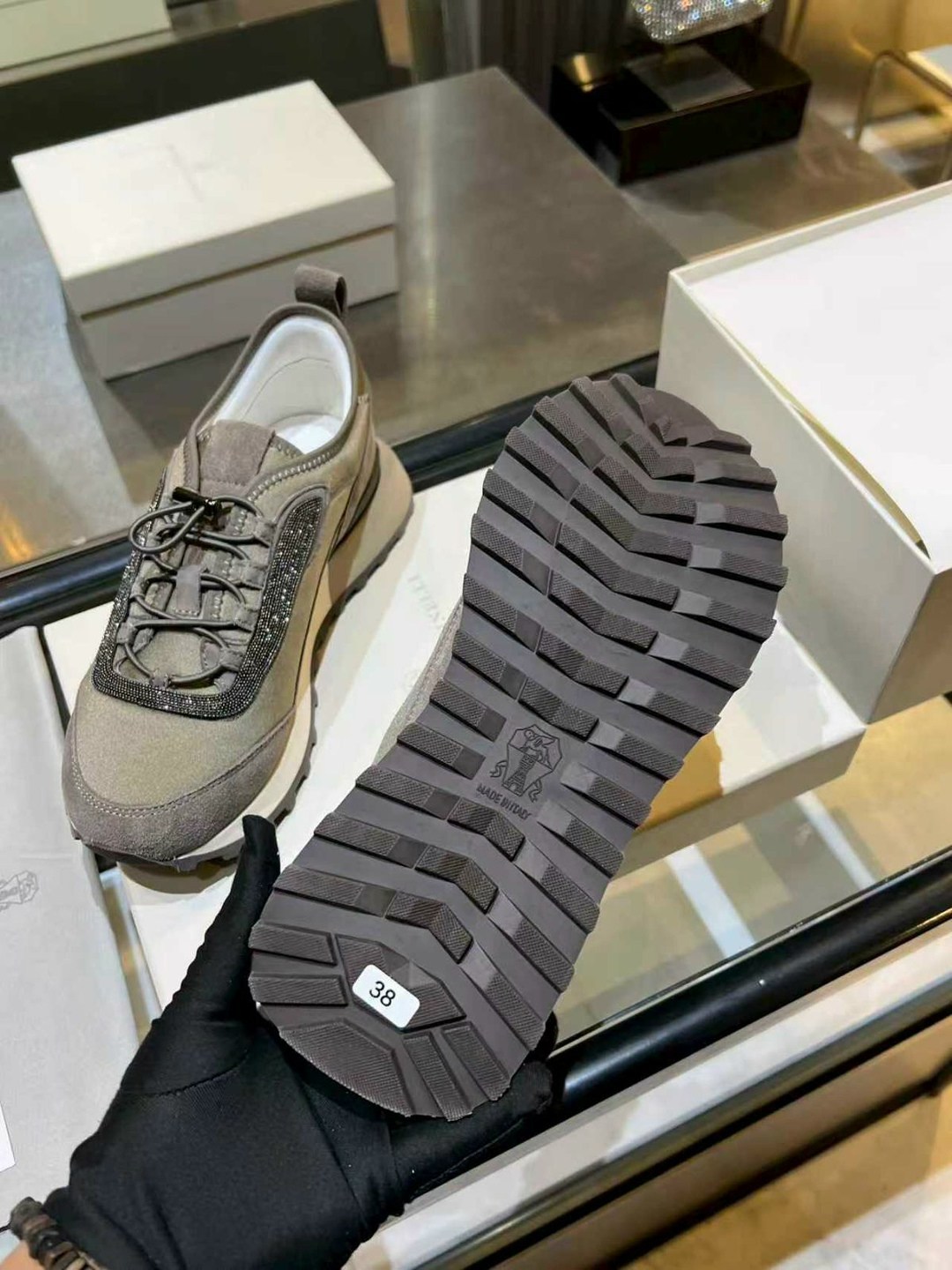 замшевые кроссовки brunello cucinelli,brunello cucinelli кроссовки,женские кроссовки brunello cucinelli,женские кроссовки,