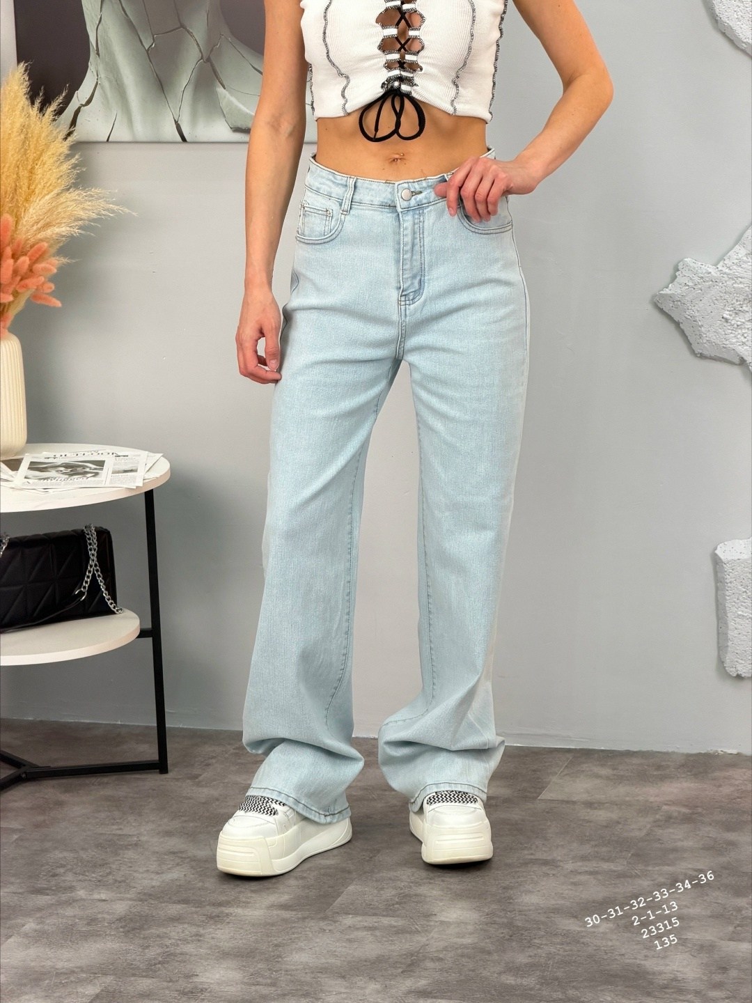 джинсы женские,модные джинсы,широкие джинсы,джинсы прямого кроя,широкие джинсы женские