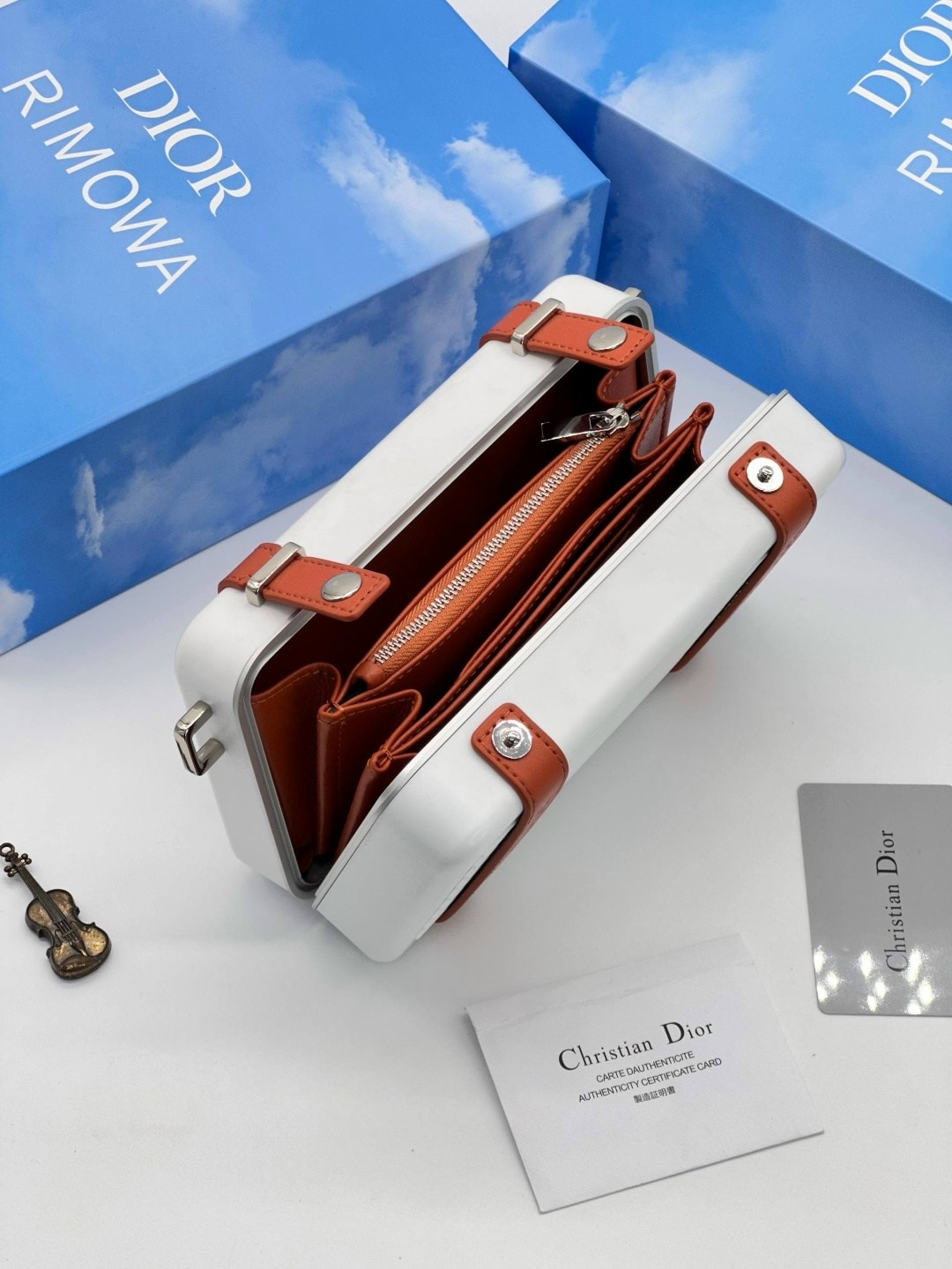 сумка dior rimowa,сумка dior,dior сумка на плечо,dior клатч,сумка женская christian dior