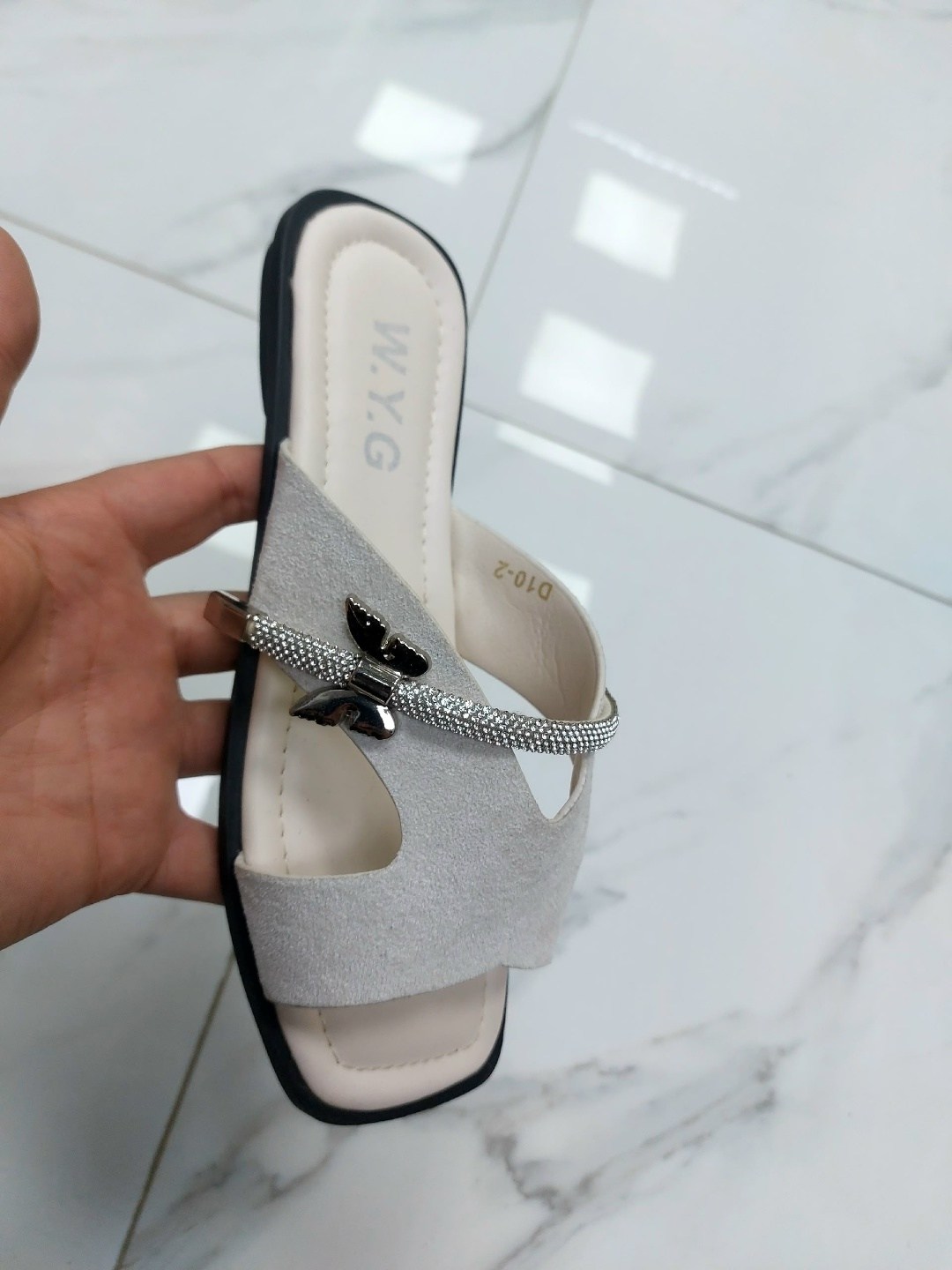 женские шлепанцы,,модные шлепанцы,женские сандалии,шлепанцы повседневные