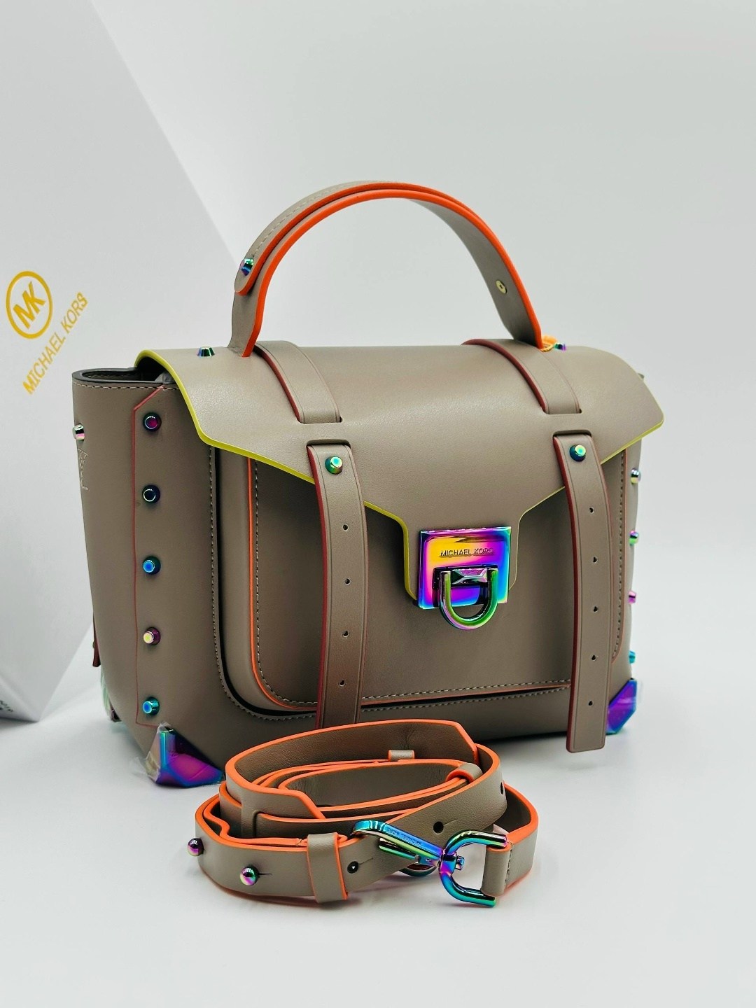 майкл корс манхэттен сумка,женская кожаная сумка michael kors,женская сумка michael kors manhattan,сумка,сумка michael kors