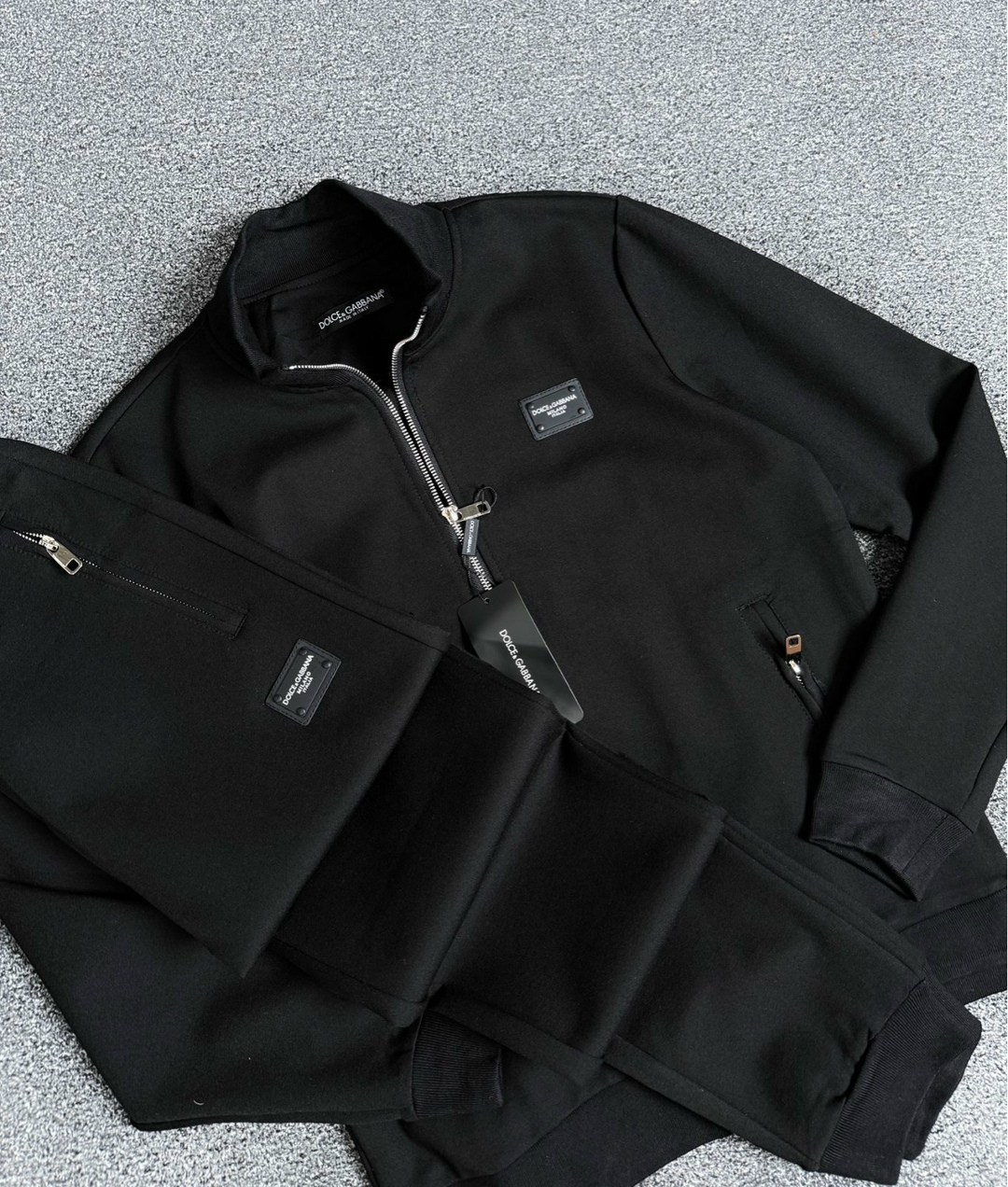 спортивный костюм hugo boss,спортивный костюм boss,мужские спортивные костюмы,спортивные костюмы для мужчин,костюм boss