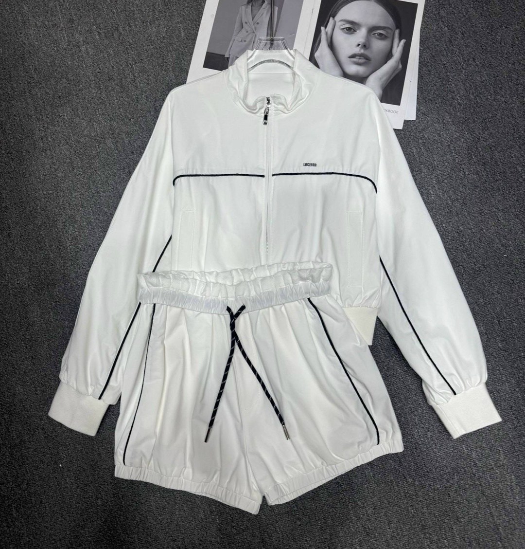 спортивные костюмы,спорт костюм,легкая куртка,костюм женский спортивный,спортивный костюм стильный