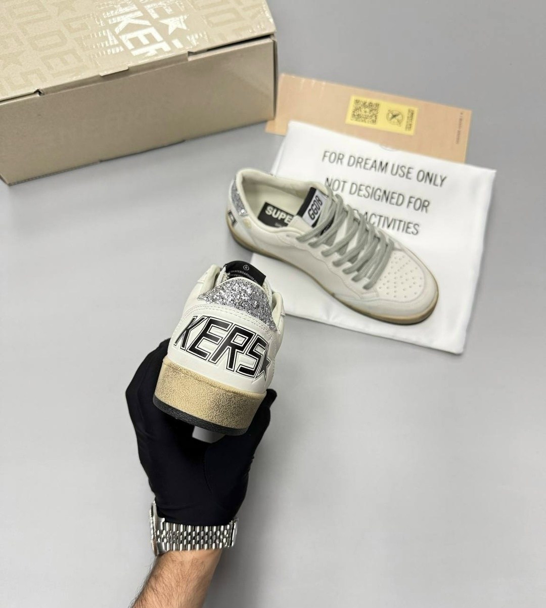 кеды golden goose,кроссовки golden goose,golden goose кеды ball star с блестками белый,golden goose кеды ball star с эффектом потертости белый,golden goose deluxe brand белые кожаные кеды