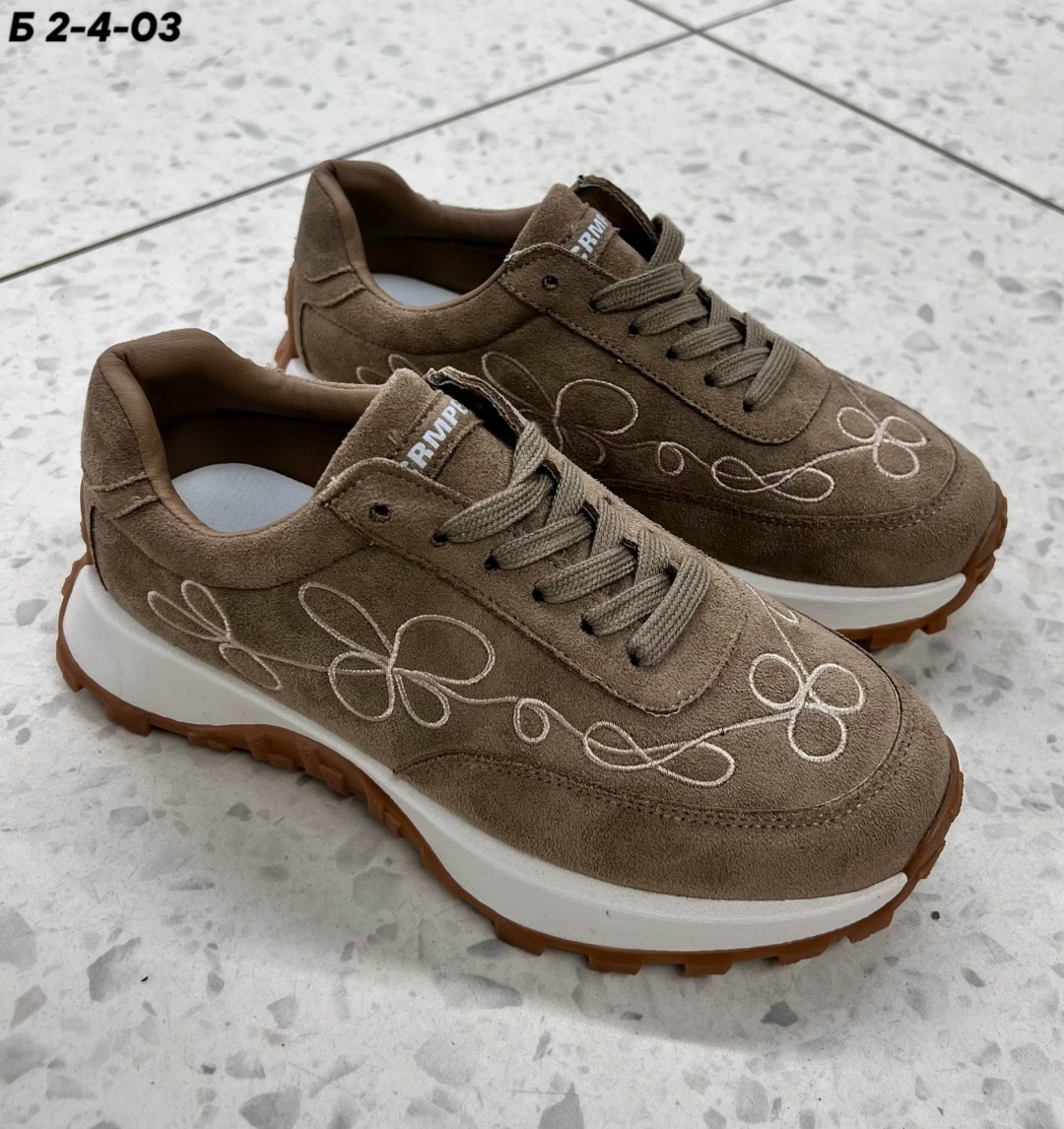 ,кроссовки женские,кроссовки бежевые,замшевые кроссовки, женская