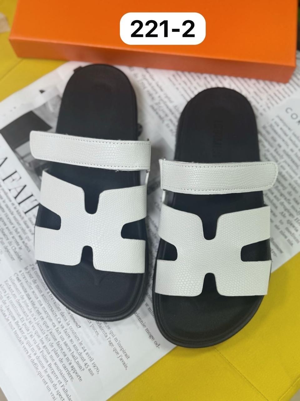 шлепанцы hermes,тапочки hermes,шлепки эрмес,шлепки гермес черные,тапочки хермес мужские