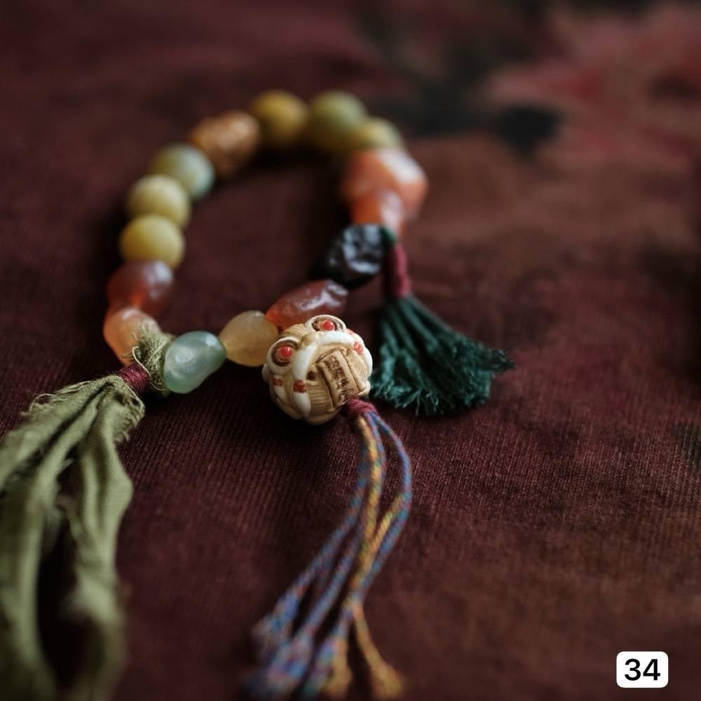 браслет,модные браслеты,браслет из бусин,браслет с подвесками,женские браслеты