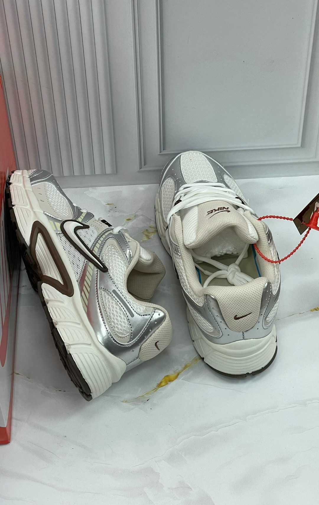 nike кроссовки,кроссовки nike v5 rnr,кроссовки для мужчин,женские кроссовки nike,