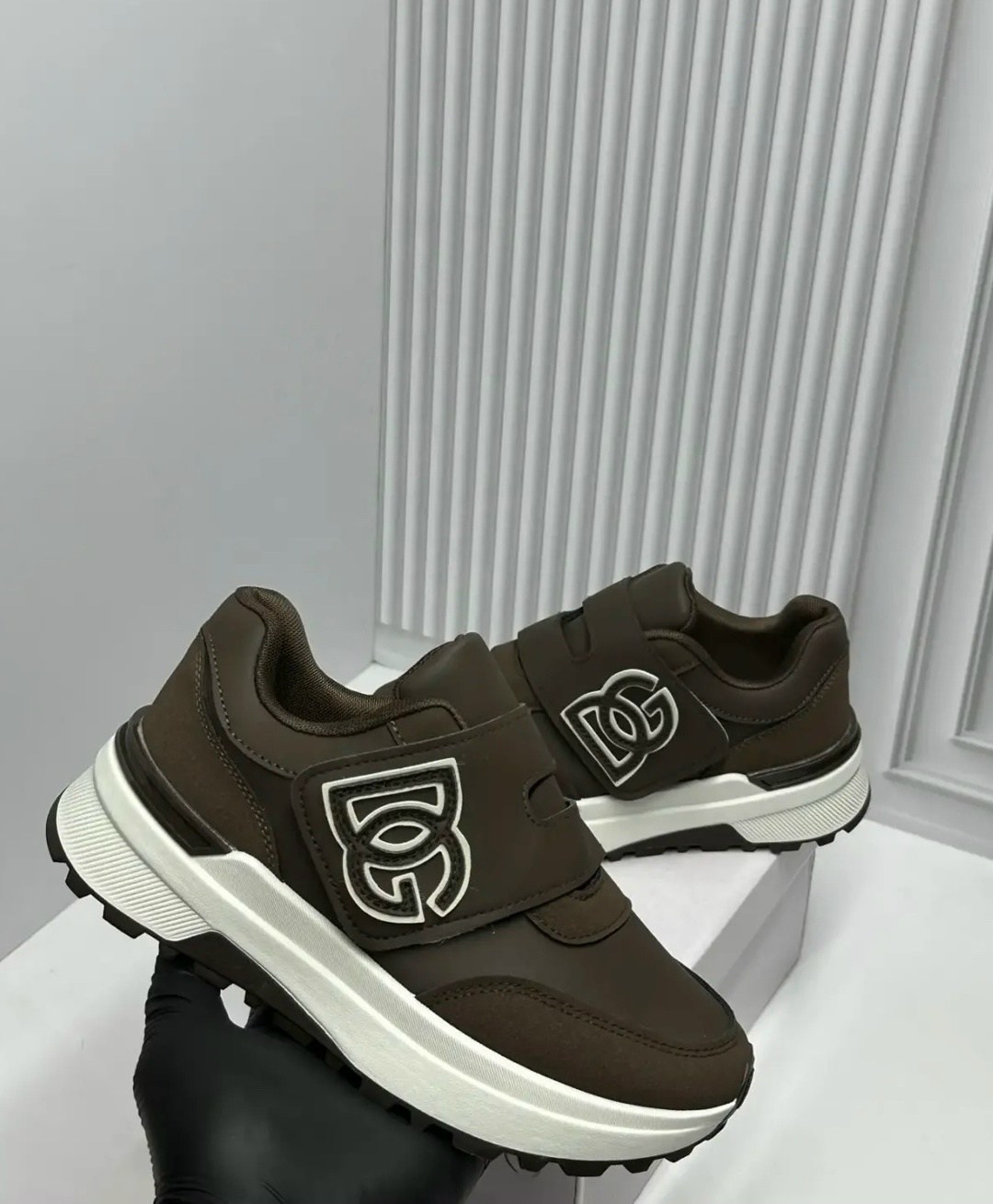 ,кроссовки chanel,женские кроссовки,кроссовки женские коричневые,повседневные кроссовки