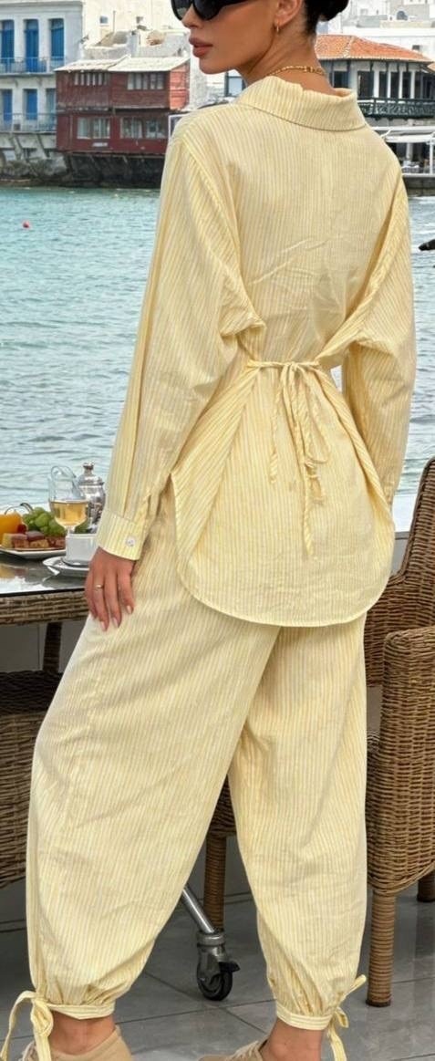 брюки женские белые в голубую полоску,костюм классический,костюм летний брючный с рубашкой,костюм женский,костюм брючный с рубашкой