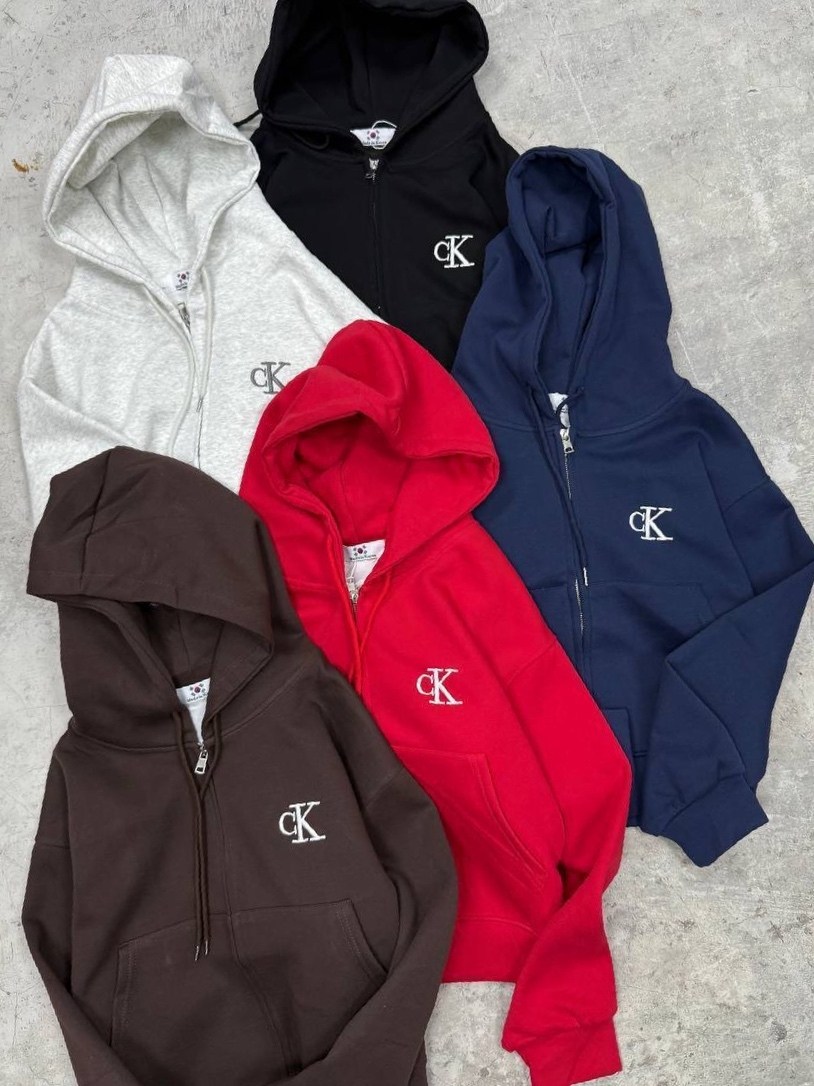 спортивный костюм кельвин кляйн оригинал,серый спортивный костюм кельвин кляйн,костюм спортивный,спортивный костюм кельвин кляйн,спортивный костюм calvin klein