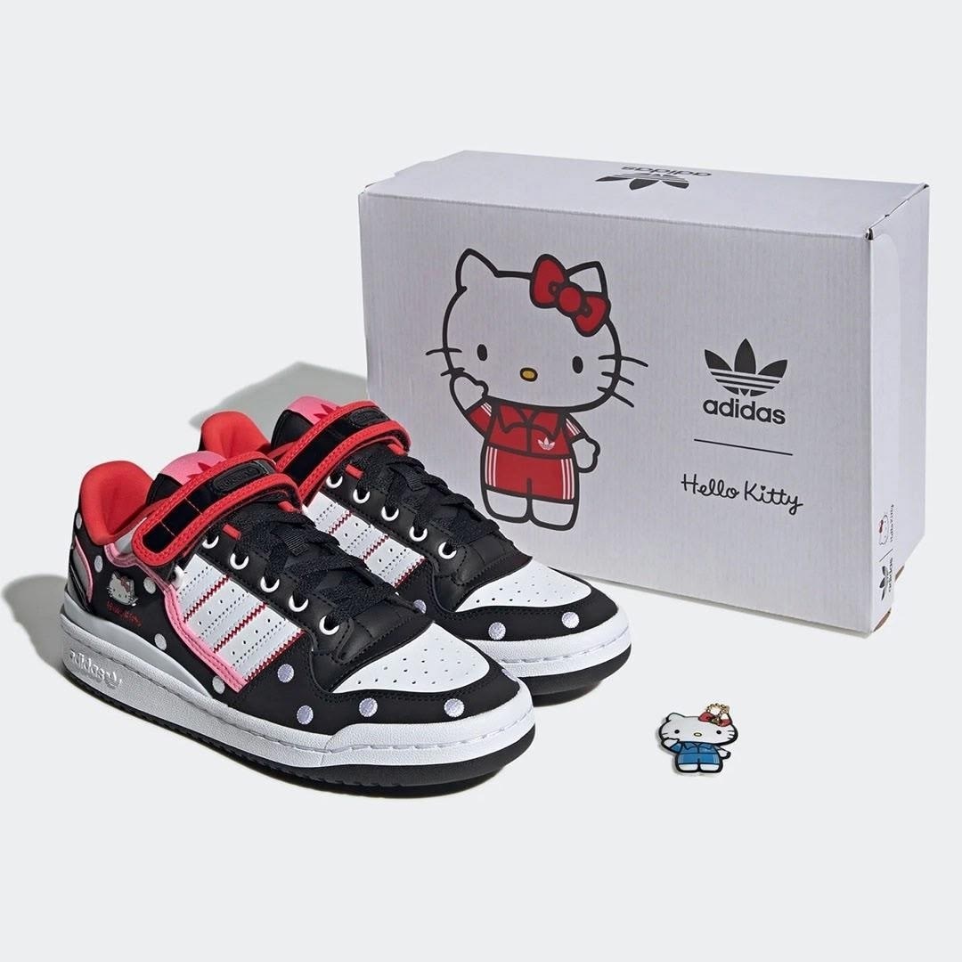 кроссовки adidas,кроссовки adidas original,кроссовки адидас с хеллоу китти,кроссовки,adidas bad bunny black