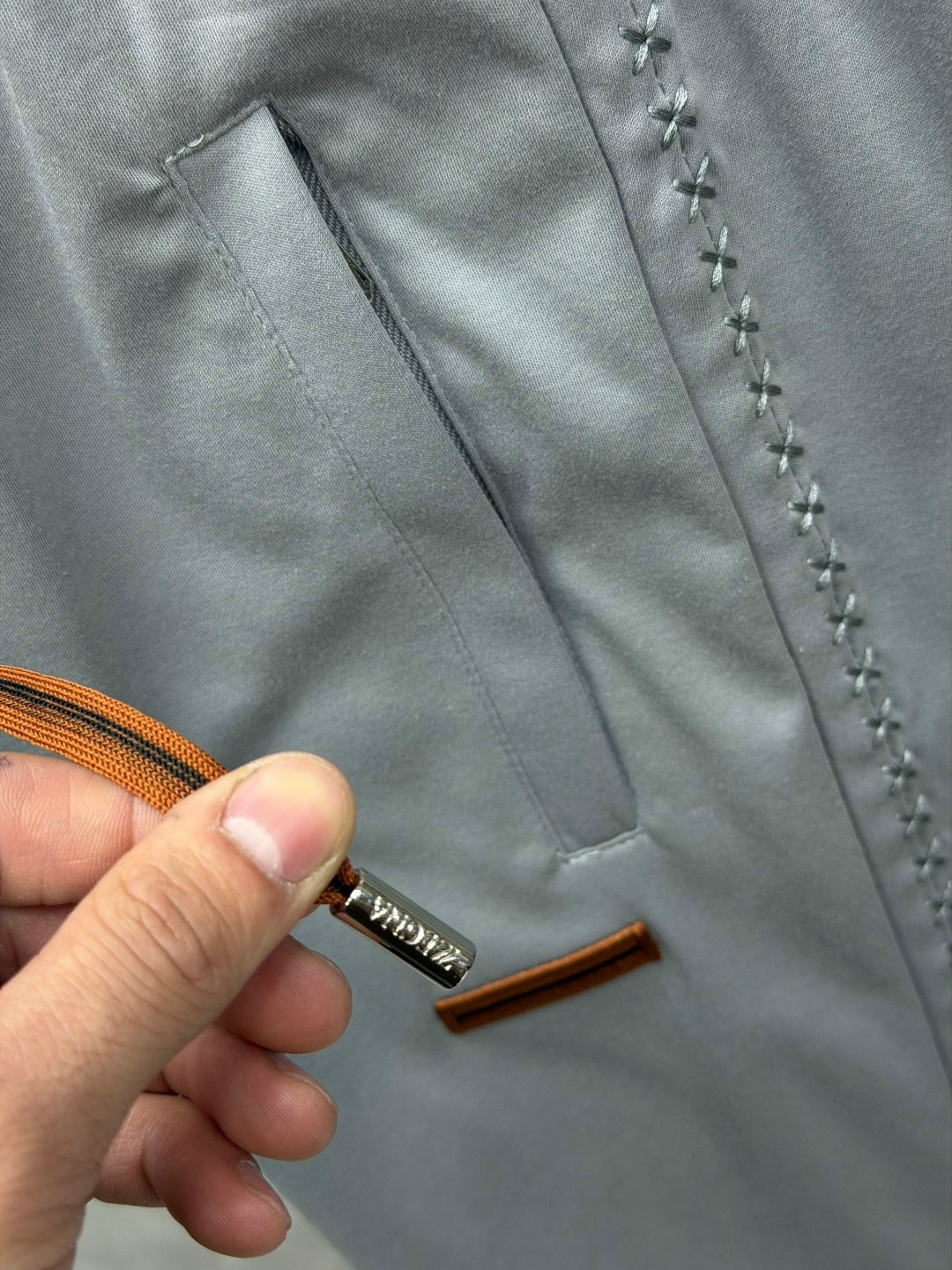 спортивный костюм brunello cucinelli,прогулочный костюм brunello cucinelli 33621,костюм спортивный loro piana,костюм brunello cucinelli,мужские спортивные костюмы brunello cucinelli