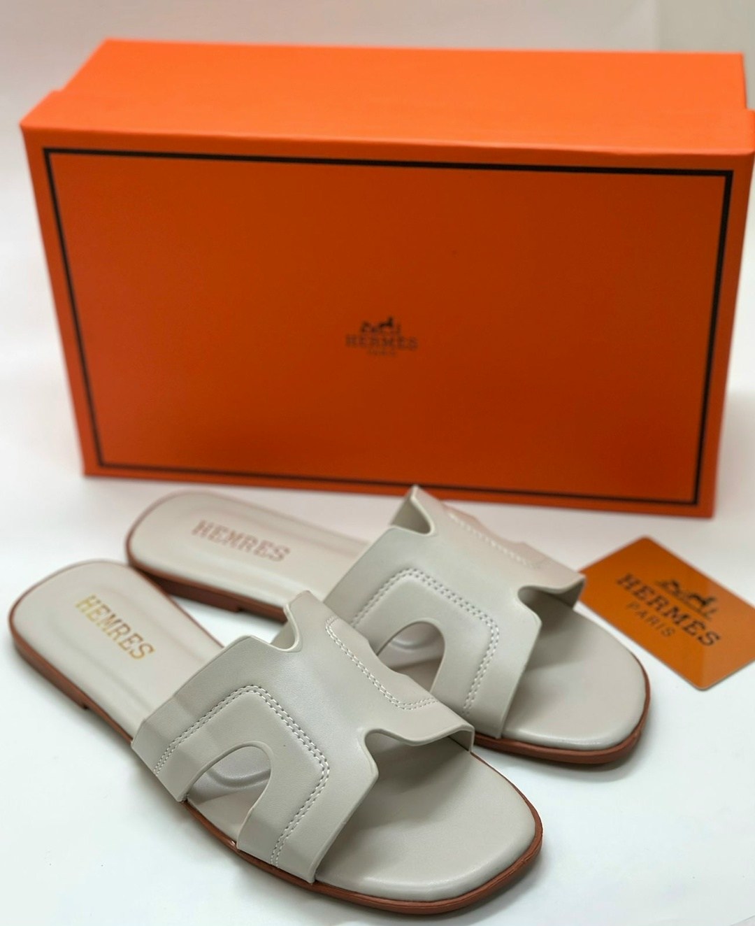 шлепки hermes женские,шлепанцы hermes,шлепки гермес женские,шлепанцы эрмес,женские шлепанцы